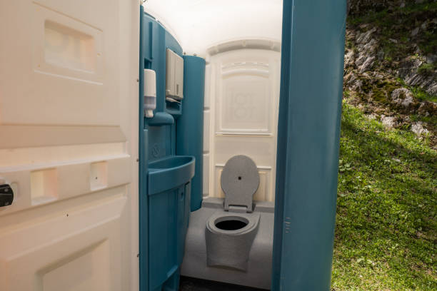 Best Porta potty delivery and setup  in Mililani Town, HI